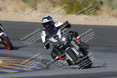 media/Dec-18-2022-SoCal Trackdays (Sun) [[8099a50955]]/Turn 10 (140pm)/